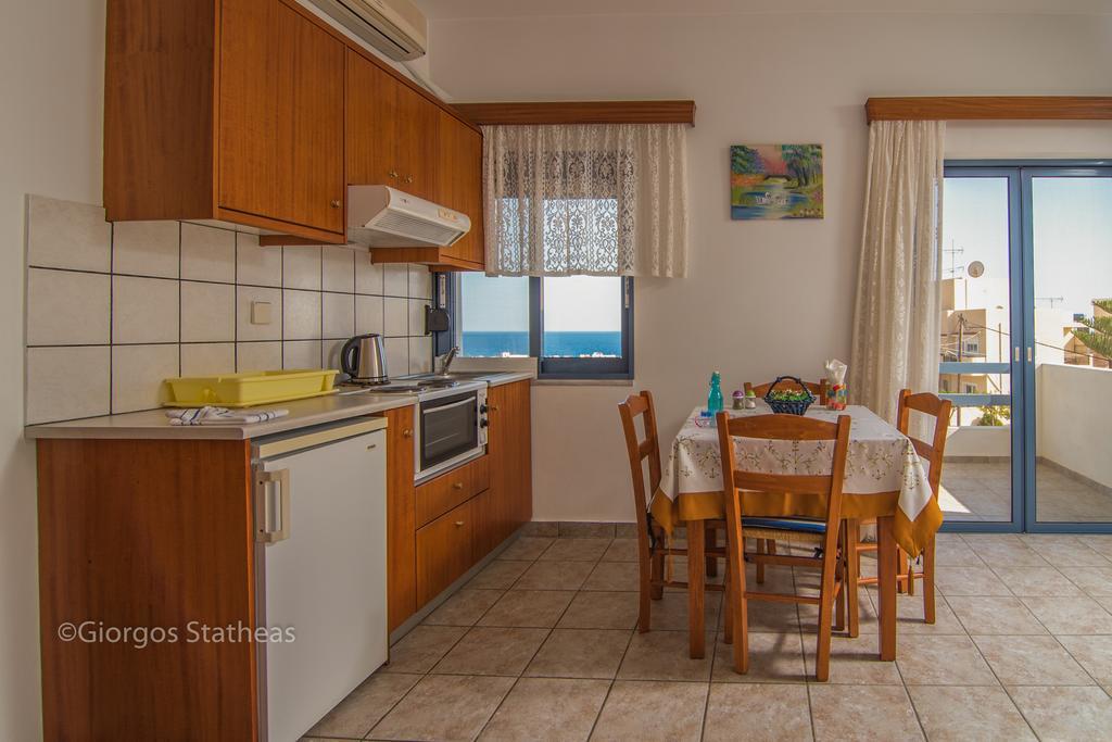 Roula Apartments 帕琉乔拉 外观 照片